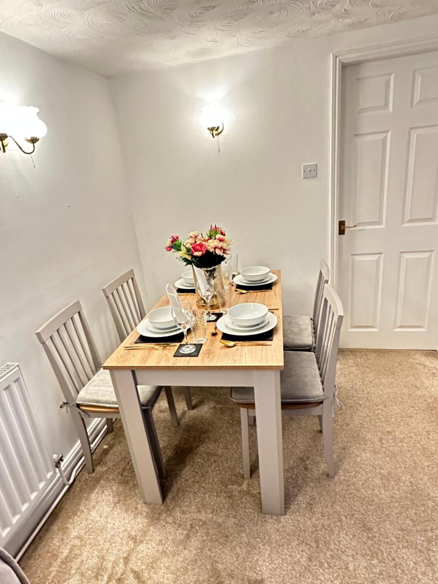 Mount Yard - Stylish Cottage - Close To Alton Towers - Peak District - Stoke-On-Trent Sleeps 5 Totmonslow المظهر الخارجي الصورة