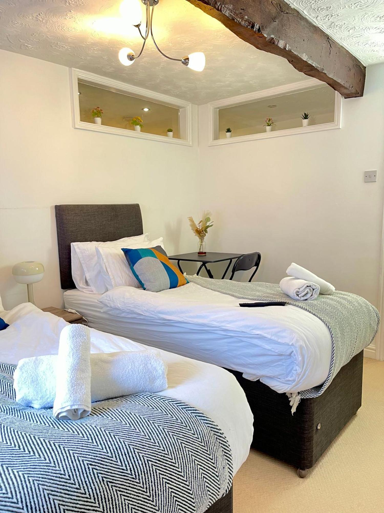 Mount Yard - Stylish Cottage - Close To Alton Towers - Peak District - Stoke-On-Trent Sleeps 5 Totmonslow المظهر الخارجي الصورة